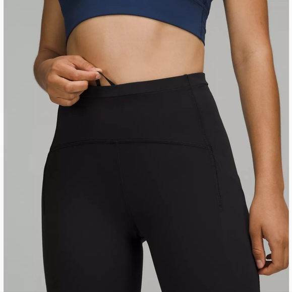BNWT Lululemon Swift Speed Highrise cropped leggings, size 2 - Picture 7 of 8